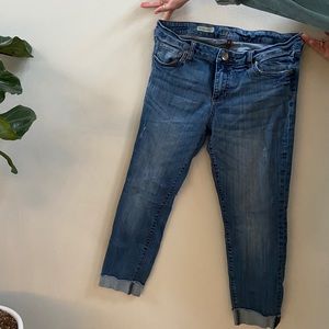 KUt jeans